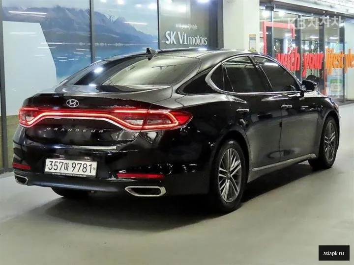 Hyundai Grandeur 4