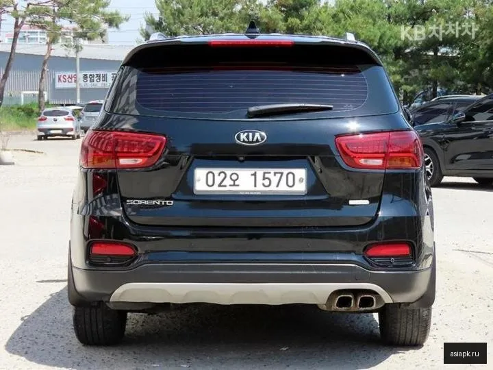 Kia Sorento 4