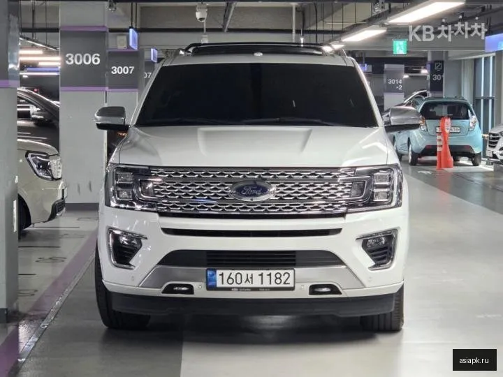 Ford Expedition 5