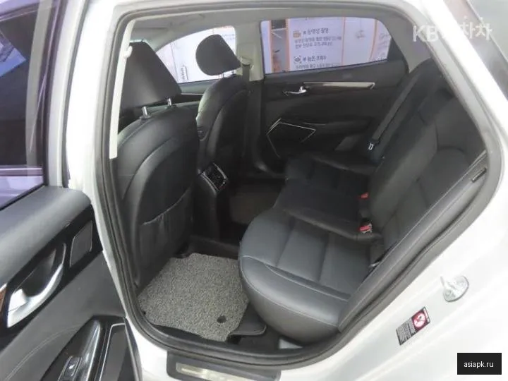 Kia K7 6