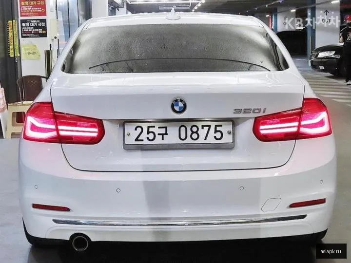 BMW 3-Series 5