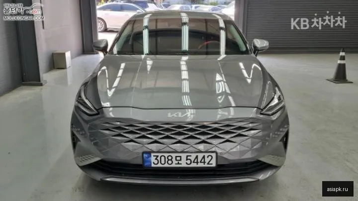 Kia K8 3