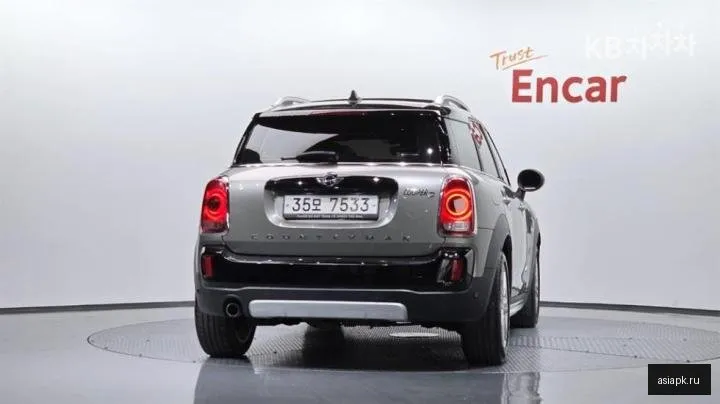 MINI Countryman 4