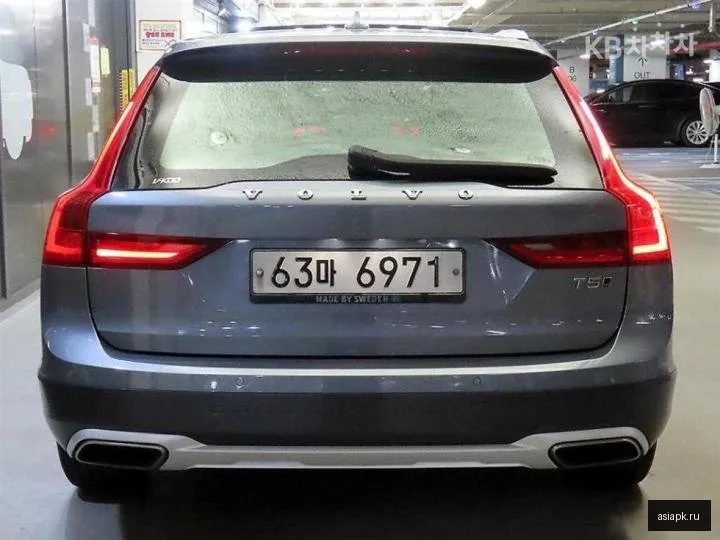 Volvo V90 5