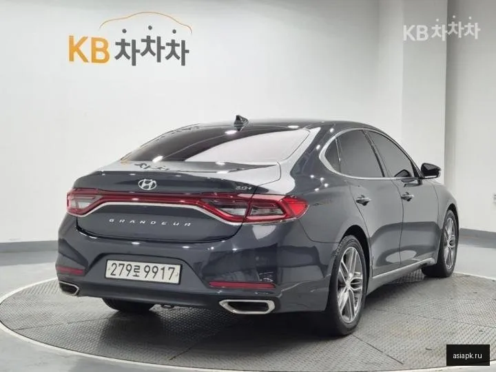 Hyundai Grandeur 4