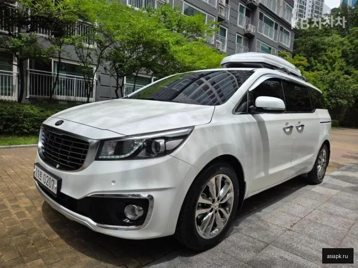 Kia Carnival