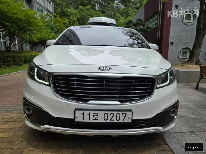 Kia Carnival 4