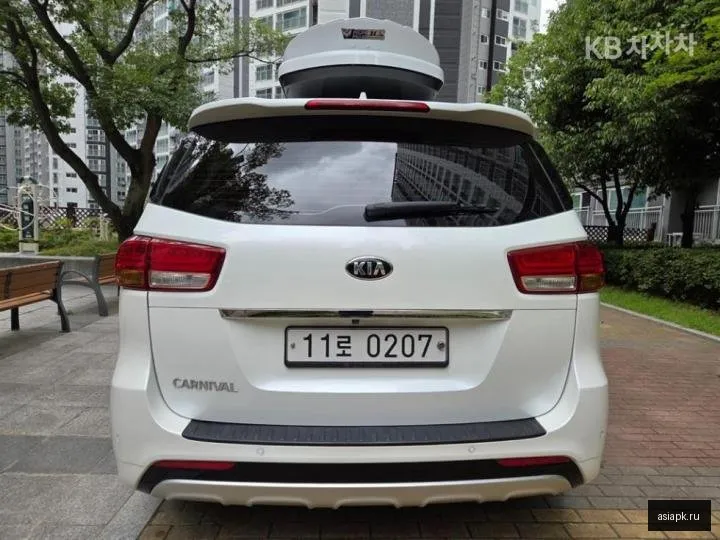 Kia Carnival 6
