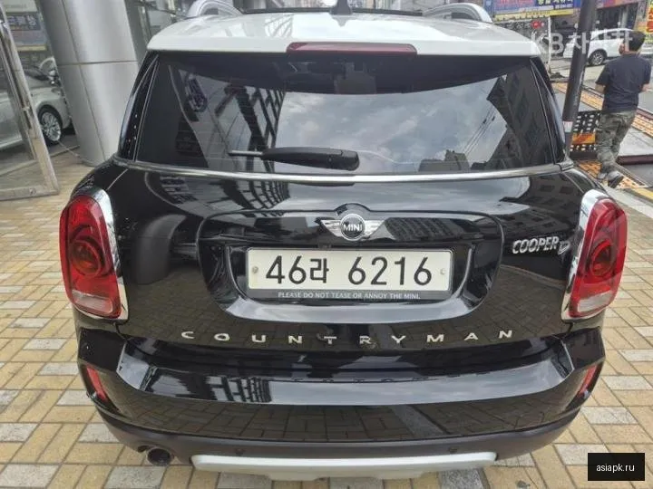 MINI Countryman 4