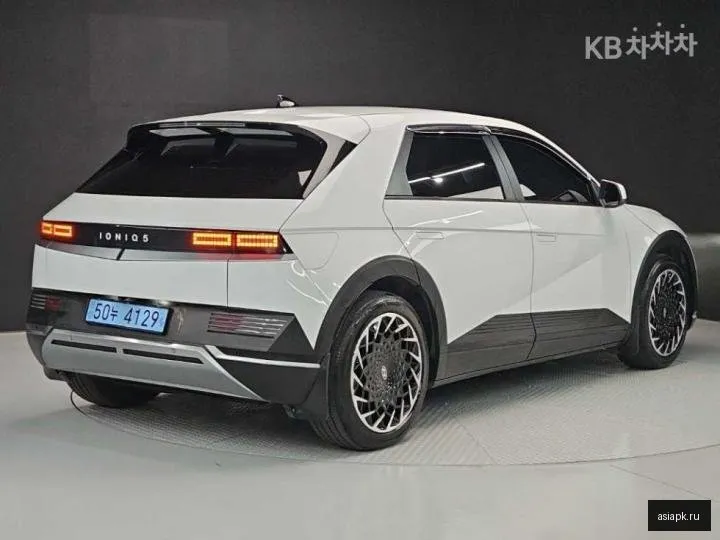 Hyundai Ioniq 5 4