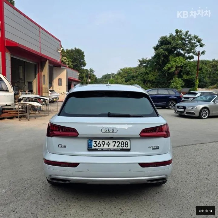 Audi Q5 5