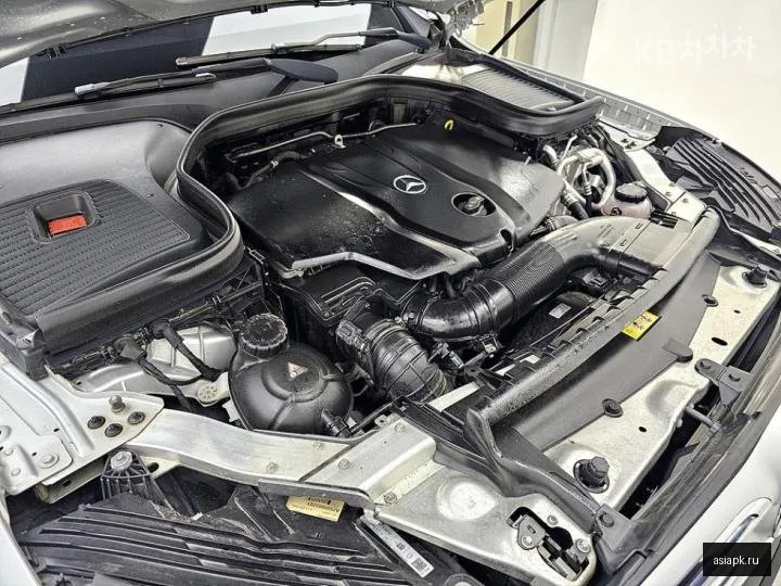 Mercedes-Benz GLC-Class 6