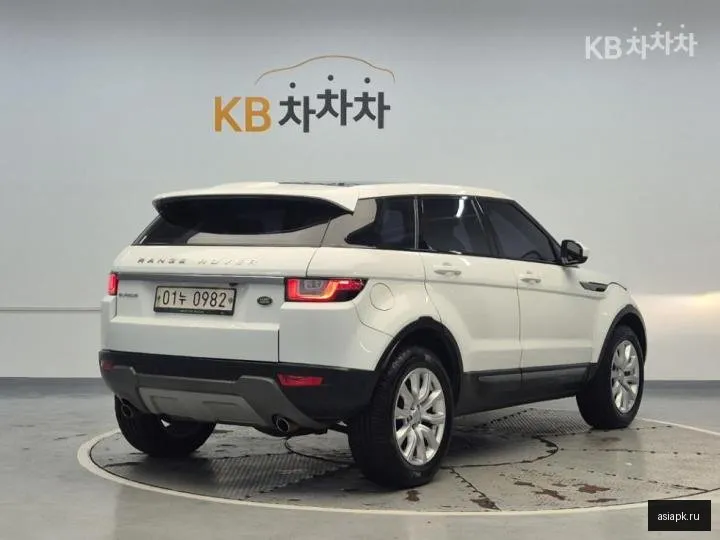 Land Rover Range Rover Evoque 3