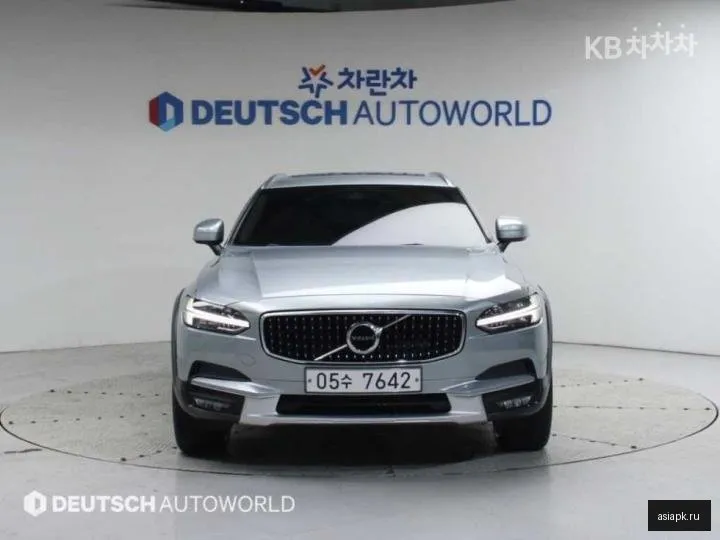 Volvo V90 3