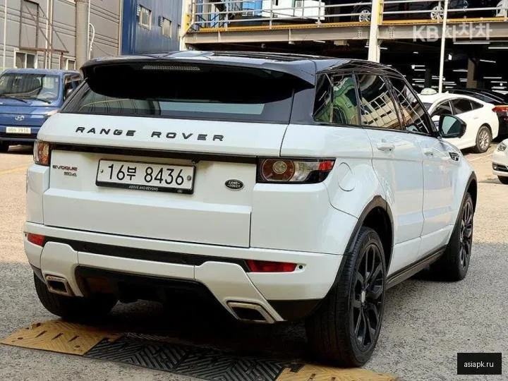 Land Rover Range Rover Evoque 4