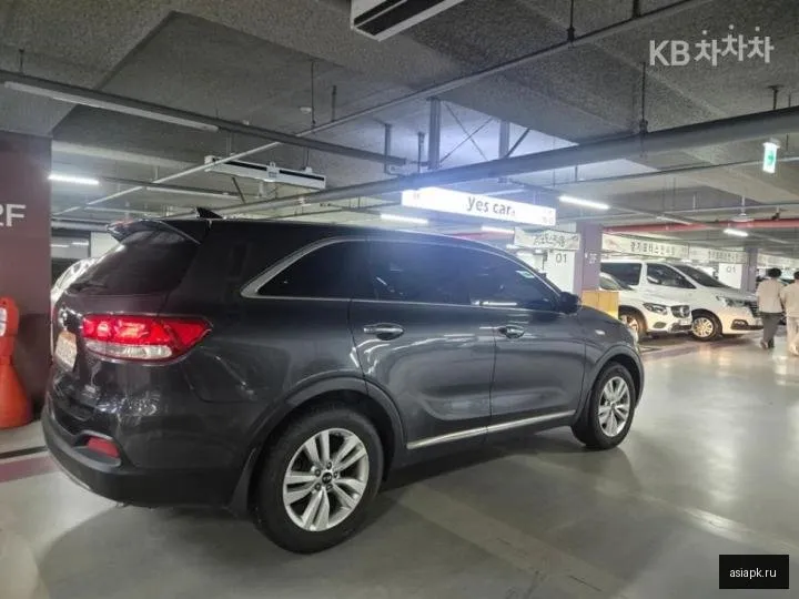 Kia Sorento 4