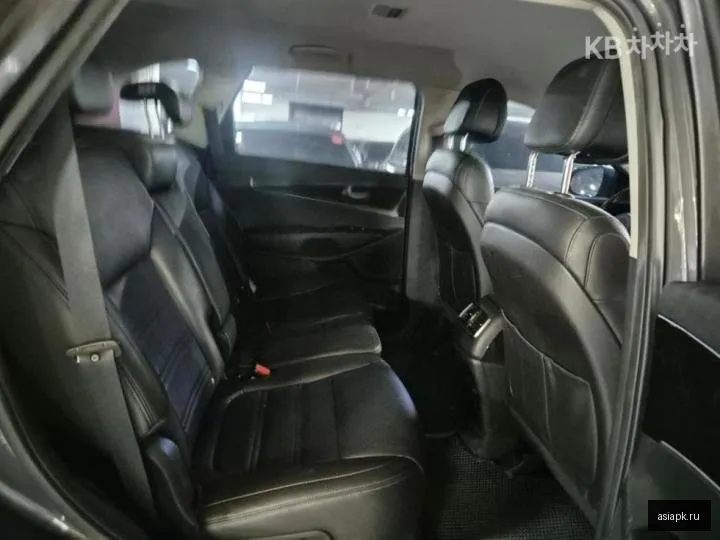 Kia Sorento 6