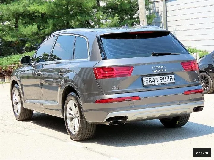 Audi Q7 3