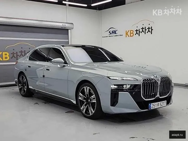 BMW 7-Series 3
