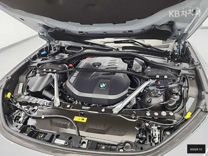 BMW 7-Series 5
