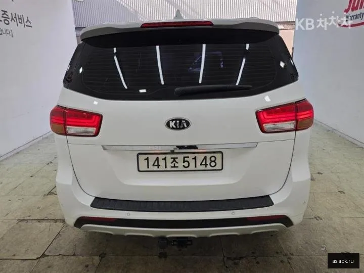 Kia Carnival 6