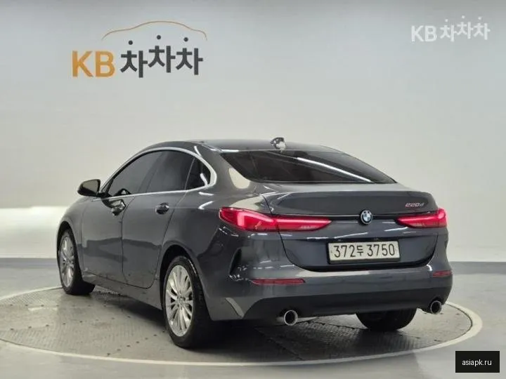 BMW 2-Series 2