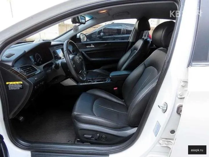Hyundai Sonata 5