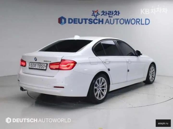 BMW 3-Series 2