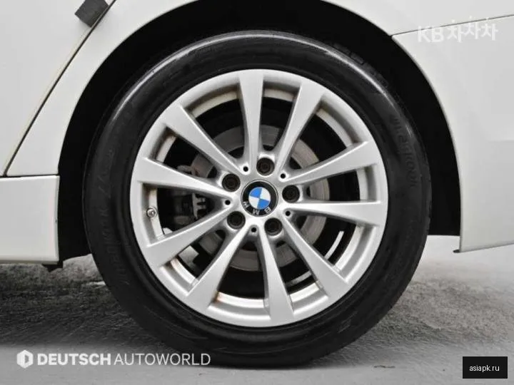 BMW 3-Series 5