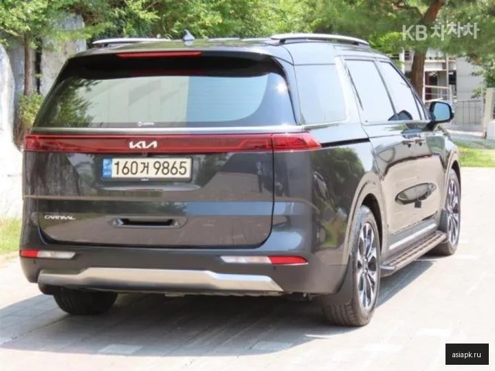 Kia Carnival 3
