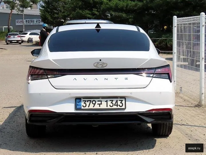 Hyundai Avante 4