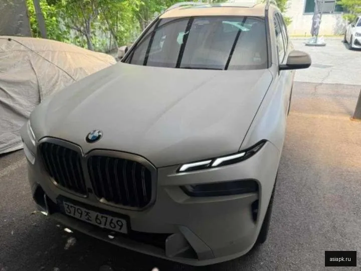 BMW X7