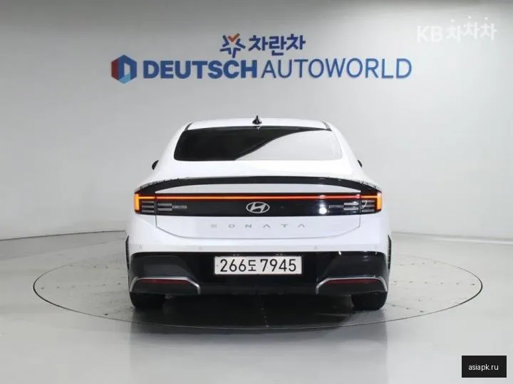 Hyundai Sonata 4