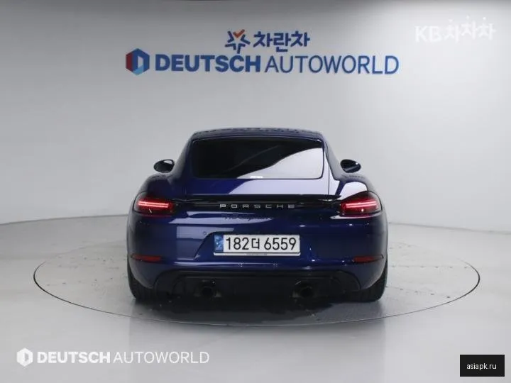 Porsche Cayman 4