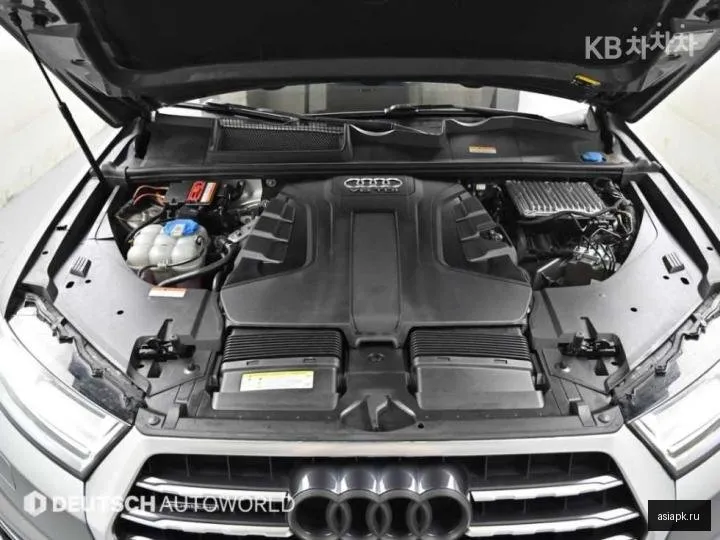 Audi Q7 6
