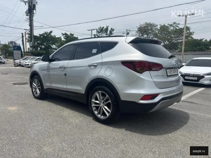 Hyundai Santa Fe 6