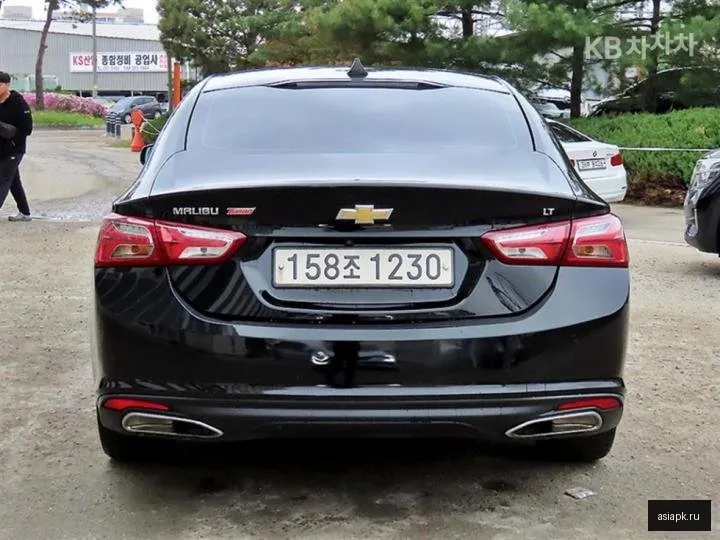 Chevrolet Malibu 4