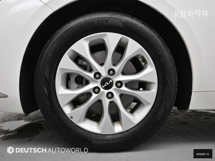 Kia K8 5