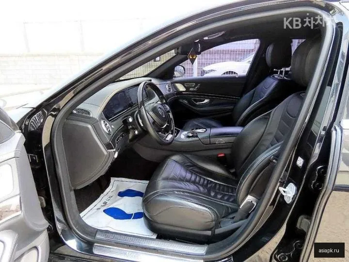Mercedes-Benz S-Class 5