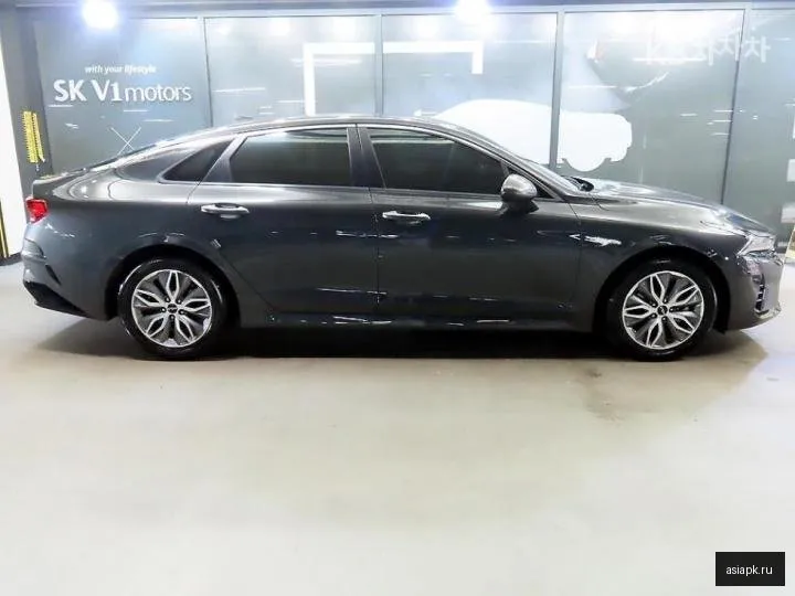 Kia K5 3