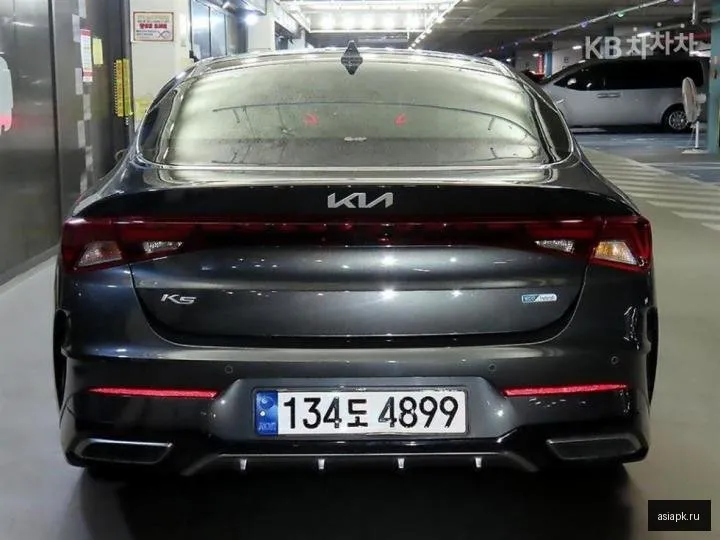 Kia K5 5