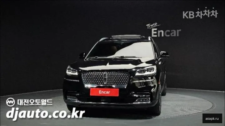 Lincoln Aviator 3