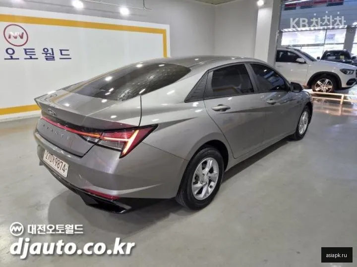 Hyundai Avante 4
