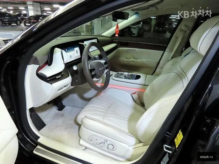 Genesis G90 6