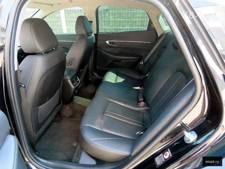 Hyundai Sonata 6