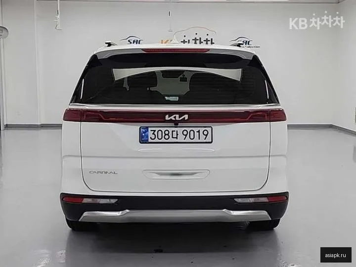 Kia Carnival 3