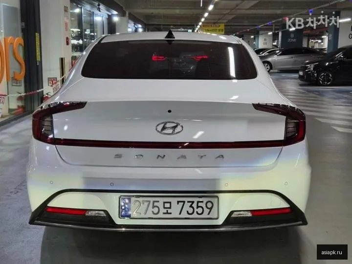 Hyundai Sonata 5