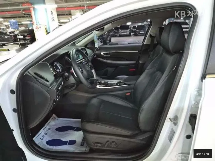 Hyundai Sonata 6