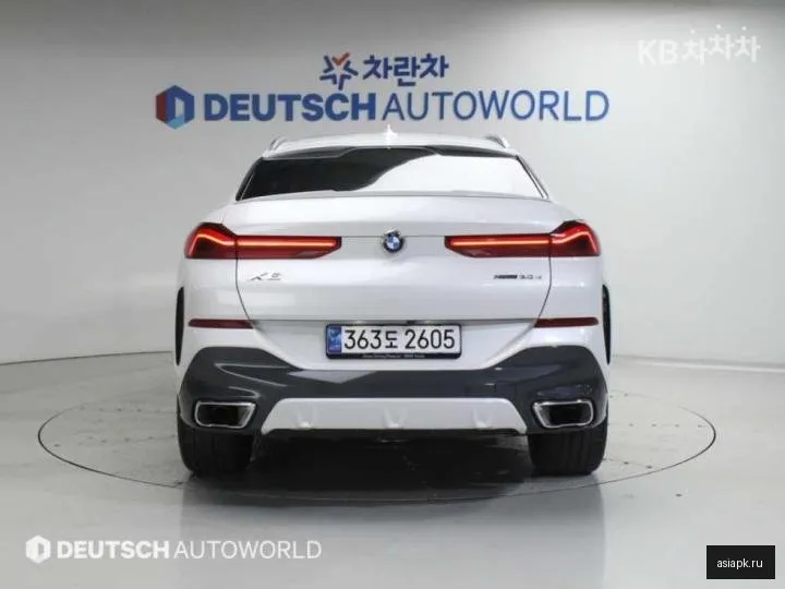 BMW X6 4