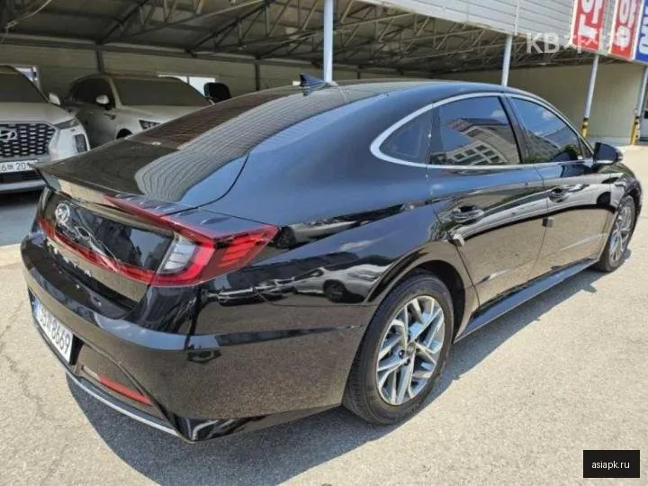 Hyundai Sonata 6